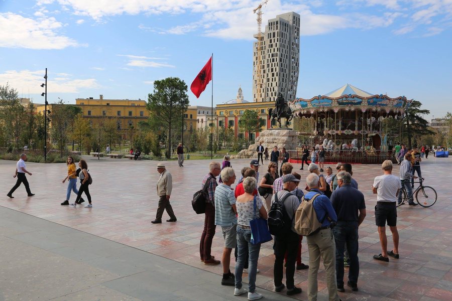 Turizmi dhe ndërtimi udhëhoqën ekonominë, BERZH: Rritja e Shqipërisë 4 për qind 2024